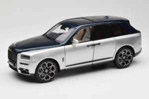 Rolls-Royce Cullinan Modrý & Strieborný Dvojfarebný OEM 1:18 028-16B Kov