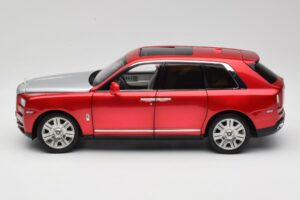 Rolls-Royce Cullinan Červený So Shadow Wheels OEM 1:18 028-18A Kov – obrázok 4 z 8