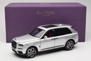 Rolls-Royce Cullinan Strieborný So Shadow Wheels OEM 1:18 028-16A Kov – obrázok 8 z 8