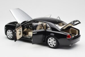 Rolls-Royce Ghost Čierny & Strieborný Kyosho 1:18 008802BKS2 Kov – obrázok 5 z 8
