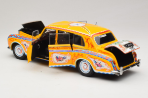 Rolls-Royce Phantom V John Lennon Paragon 1:18 PA-92121 Kov – obrázok 5 z 8