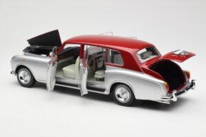 Rolls-Royce Phantom VI Strieborná Červená Kyosho 1:18 08905SR Kov – obrázok 5 z 8