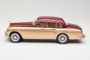 Rolls-Royce Silver Cloud III Flying Spur H.J. Mulliner Červený & Zlatý MCG 1:18 MCG18132 Kov – obrázok 3 z 6