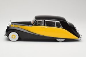 Rolls-Royce Silver Wraith Empress by Hooper Čierny & Žltý MCG 1:18 MCG18066 Kov – obrázok 3 z 6