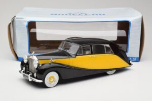 Rolls-Royce Silver Wraith Empress by Hooper Čierny & Žltý MCG 1:18 MCG18066 Kov – obrázok 6 z 6