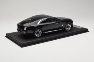 Rolls-Royce Spectre Čierny Df Model 1:18 REMC017 Živica – obrázok 3 z 6
