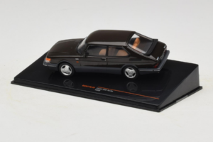 Saab 900 Turbo Čierny IXO 1:43 CLC577N Kov – obrázok 3 z 4