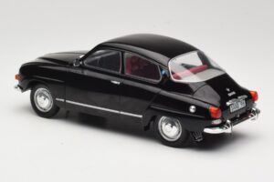 Saab 96 V4 Čierny MCG 1:18 MCG18063 Kov – obrázok 5 z 6