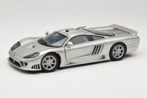 Saleen S7 Strieborný Welly 1:18 23124646-M20 Kov