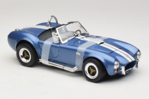 Shelby Cobra 427 S/C Modrý Biely Pruh Road Signature 1:18 92058-P2 Kov – obrázok 4 z 6