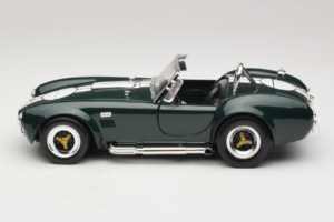 Shelby Cobra 427 S/C Tmavo Zelený Biele Pruhy Road Signature 1:18 92058-P1 Kov – obrázok 4 z 8