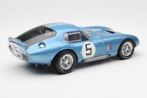 Shelby Cobra Daytona Coupe #5 D. Gurney / B. Bondurant 24 Hours of Le Mans 1964 Exoto 1:18 135190555498 Kov – obrázok 3 z 8
