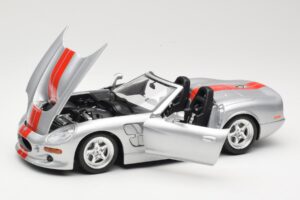 Shelby Series 1 Strieborný Bburago 1:18 3323 Kov – obrázok 2 z 8
