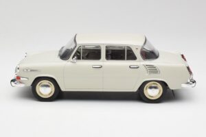 Skoda 1000 MB Šedý & Biely MCG 1:18 MCG18275 Kov – obrázok 3 z 6