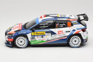 Skoda Fabia Rally2 #10 S. Wagner / G. Winter Barum Czech Rally Zlín 2024 IXO 1:18 18RMC221 Kov – obrázok 3 z 6