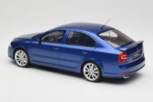 Skoda Octavia RS 1Z Race Blue Metallic Otto 1:18 OT478 Živica – obrázok 5 z 6