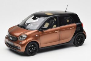 Smart Forfour W453 Čierny Hazel Hnedý Norev 1:18 B66960299 Kov