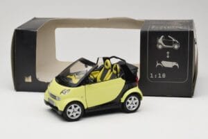 Smart Fortwo 450 Cabrio Žltý Minichamps 1:18 0012889V001C49Q00 Kov – obrázok 8 z 8