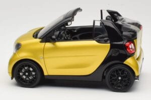 Smart Fortwo 453 Kabriolet Čierny A Žltý Norev 1:18 B66960289 Kov – obrázok 4 z 8