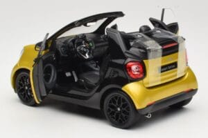 Smart Fortwo 453 Kabriolet Čierny A Žltý Norev 1:18 B66960289 Kov – obrázok 5 z 8