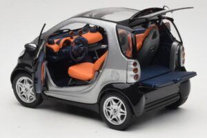 Smart Fortwo Čierny Kyosho 1:18 0004830V000C08Q00 Kov – obrázok 5 z 8