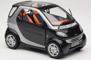 Smart Fortwo Čierny Kyosho 1:18 0004830V000C08Q00 Kov – obrázok 6 z 8