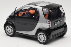 Smart Fortwo Čierny Kyosho 1:18 0004830V000C08Q00 Kov – obrázok 7 z 8