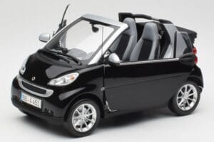 Smart Fortwo Kabriolet W451 Čierny & Strieborný Minichamps 1:18 Q0022566V001C18Q00 Kov – obrázok 2 z 8