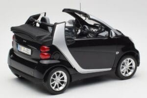 Smart Fortwo Kabriolet W451 Čierny & Strieborný Minichamps 1:18 Q0022566V001C18Q00 Kov – obrázok 3 z 8