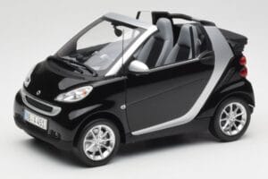 Smart Fortwo Kabriolet W451 Čierny & Strieborný Minichamps 1:18 Q0022566V001C18Q00 Kov