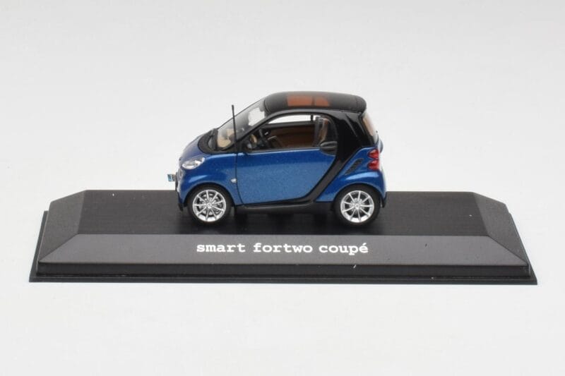 Smart Fortwo Coupe Aqua Modrý Metallic & Čierny Minichamps 1:43 Q0022558V001C77Q00 Kov