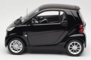 Smart Fortwo Coupé W451 Deep Čierny Minichamps 1:18 Q0022563V001C02Q00 Kov – obrázok 4 z 8