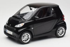 Smart Fortwo Coupé W451 Deep Čierny Minichamps 1:18 Q0022563V001C02Q00 Kov