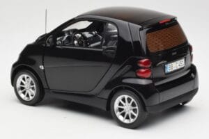 Smart Fortwo Coupé W451 Deep Čierny Minichamps 1:18 Q0022563V001C02Q00 Kov – obrázok 7 z 8