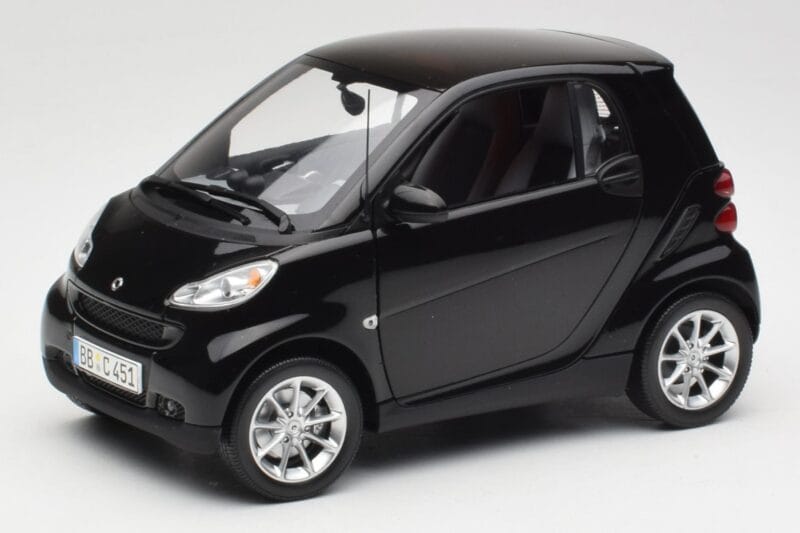Smart Fortwo Coupé W451 Deep Čierny Minichamps 1:18 Q0022563V001C02Q00 Kov