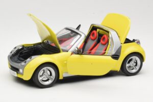 Smart Roadster 452 Žltý Bburago 1:18 34099-M2 Kov – obrázok 2 z 8
