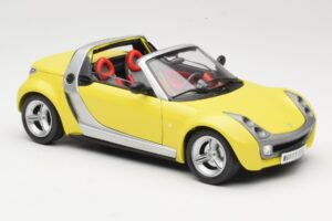 Smart Roadster 452 Žltý Bburago 1:18 34099-M2 Kov – obrázok 6 z 8