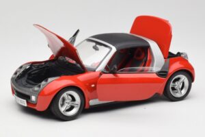 Smart Roadster Červený Bburago 1:18 34099 Kov – obrázok 2 z 8