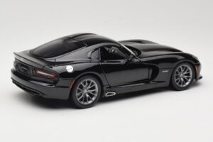 SRT Viper GTS Čierny Maisto 1:18 31128 Kov – obrázok 3 z 8