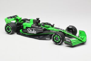 Stake F1 Team Kick Sauber C44 #77 V. Bottas Emilia Romagna GP 2024 Minichamps 1:18 117240177 Kov – obrázok 5 z 7