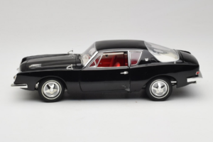Studebaker Avanti Čierny Signature Models 1:18 STUDEBAKER001 Kov – obrázok 4 z 8