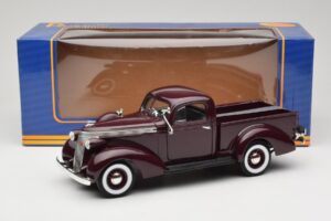 Studebaker Coupe Express Pickup Hnedý American Mint 1:18 92458-R1 Kov – obrázok 8 z 8
