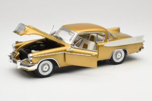 Studebaker Golden Hawk Anson 1:18 30384 Kov – obrázok 2 z 8