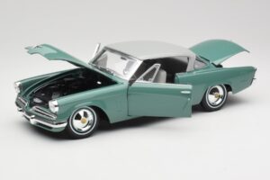 Studebaker Starliner Seafoam Zelený & Shasta Biely Maisto 1:18 31651 Kov – obrázok 7 z 8