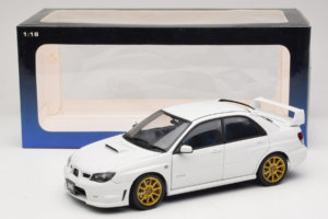 Subaru Impreza WRX STi GD Biely AUTOart 1:18 78682 Kov – obrázok 8 z 8