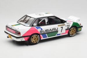 Subaru Legacy RS BC5 Group A #7 C. McRae / D. Ringer Rally Sweden 1992 Otto 1:18 OT1158 Živica – obrázok 2 z 6