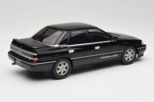 Subaru Legacy RS Čierny IXO 1:18 18CMC131A Kov – obrázok 2 z 6
