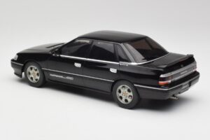 Subaru Legacy RS Čierny IXO 1:18 18CMC131A Kov – obrázok 5 z 6