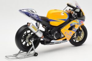 Suzuki GSX-R 1000 Team Alstare Corona Extra T. Corser WSB 2005 Minichamps 1:12 122052211 Kov – obrázok 3 z 6