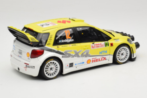Suzuki SX4 WRC #12 P-G. Andersson / J. Andersson Rally Monte Carlo 2008 Night Version Otto 1:18 OT495 Živica – obrázok 2 z 6
